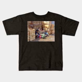 Sharing. Kids T-Shirt